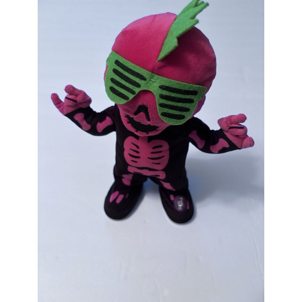 Skeleton Plush Punk Rocker Halloween NWOT- Hyde & Eek Boutique‎ Dances
